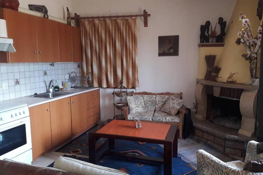 Appartamento Efis House Kalívia Esterno foto