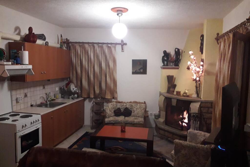 Appartamento Efis House Kalívia Esterno foto