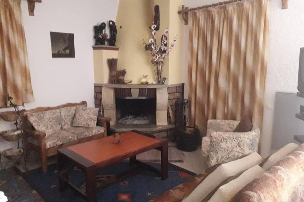 Appartamento Efis House Kalívia Esterno foto